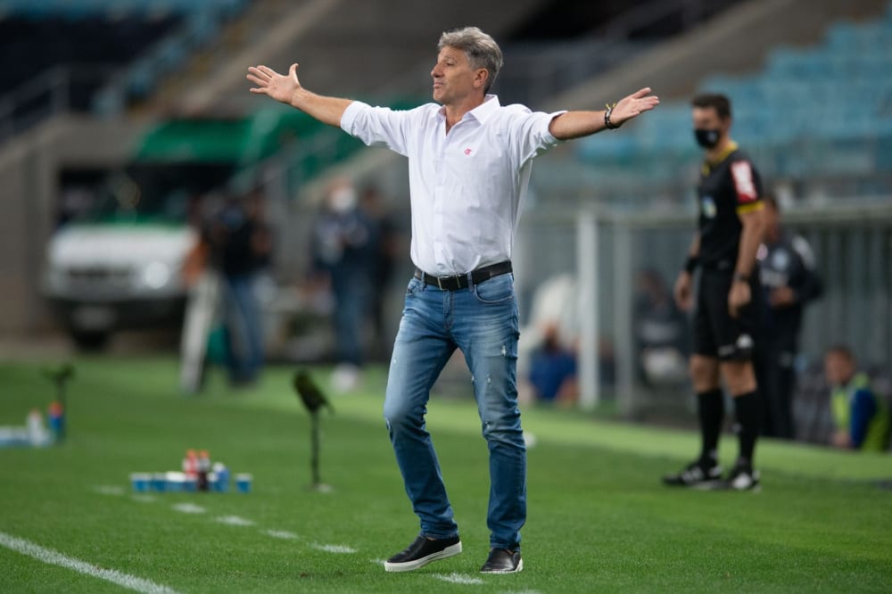 Renato Gaúcho comete erros que podem resultar em sua saída do Grêmio