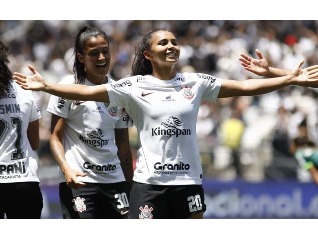 Paulista Feminino: FPF define datas e horários das finais entre Palmeiras e  Santos