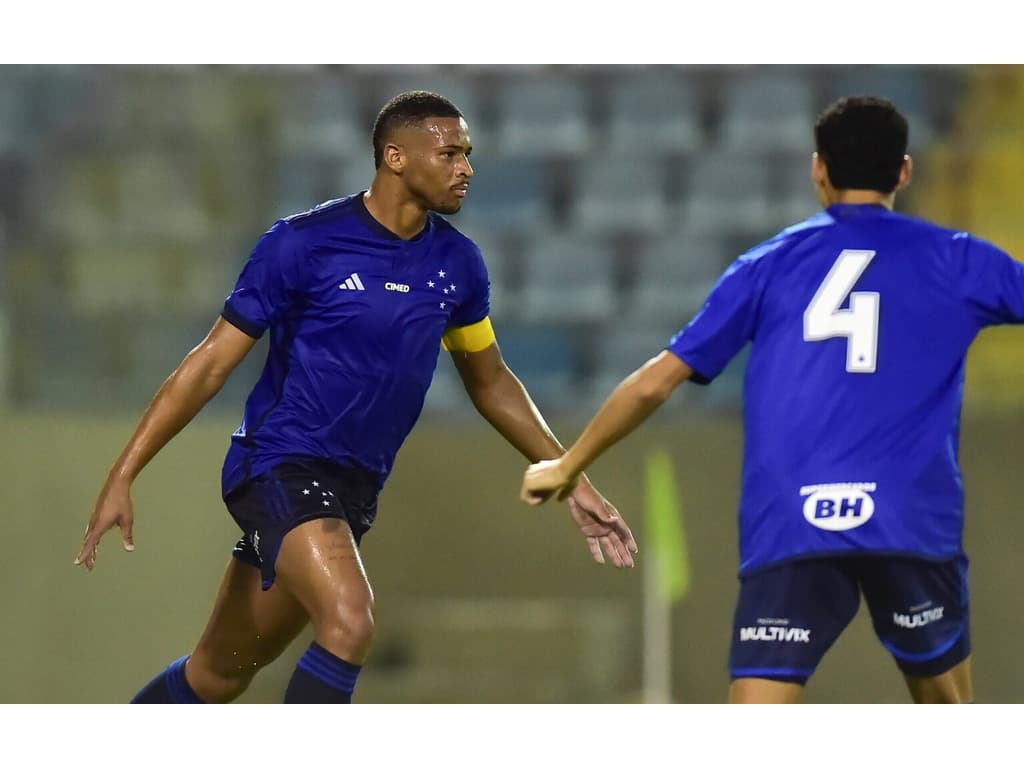 Cruzeiro vence o Coritiba e enfrentará o Flamengo na semifinal da Copinha