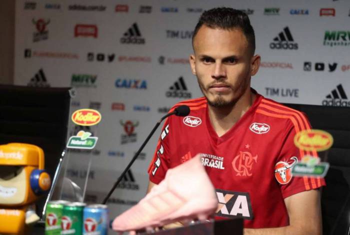 Flamengo irá receber três jogadores do Sport, logo após imbróglio por Renê
