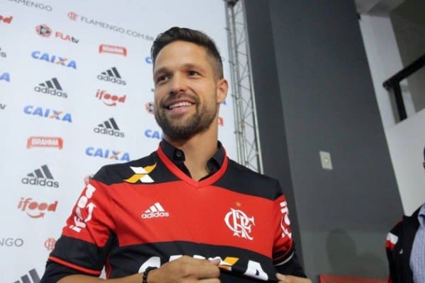 Flamengo espera Diego entre quinta e sexta-feira para primeiro treinamento no Ninho