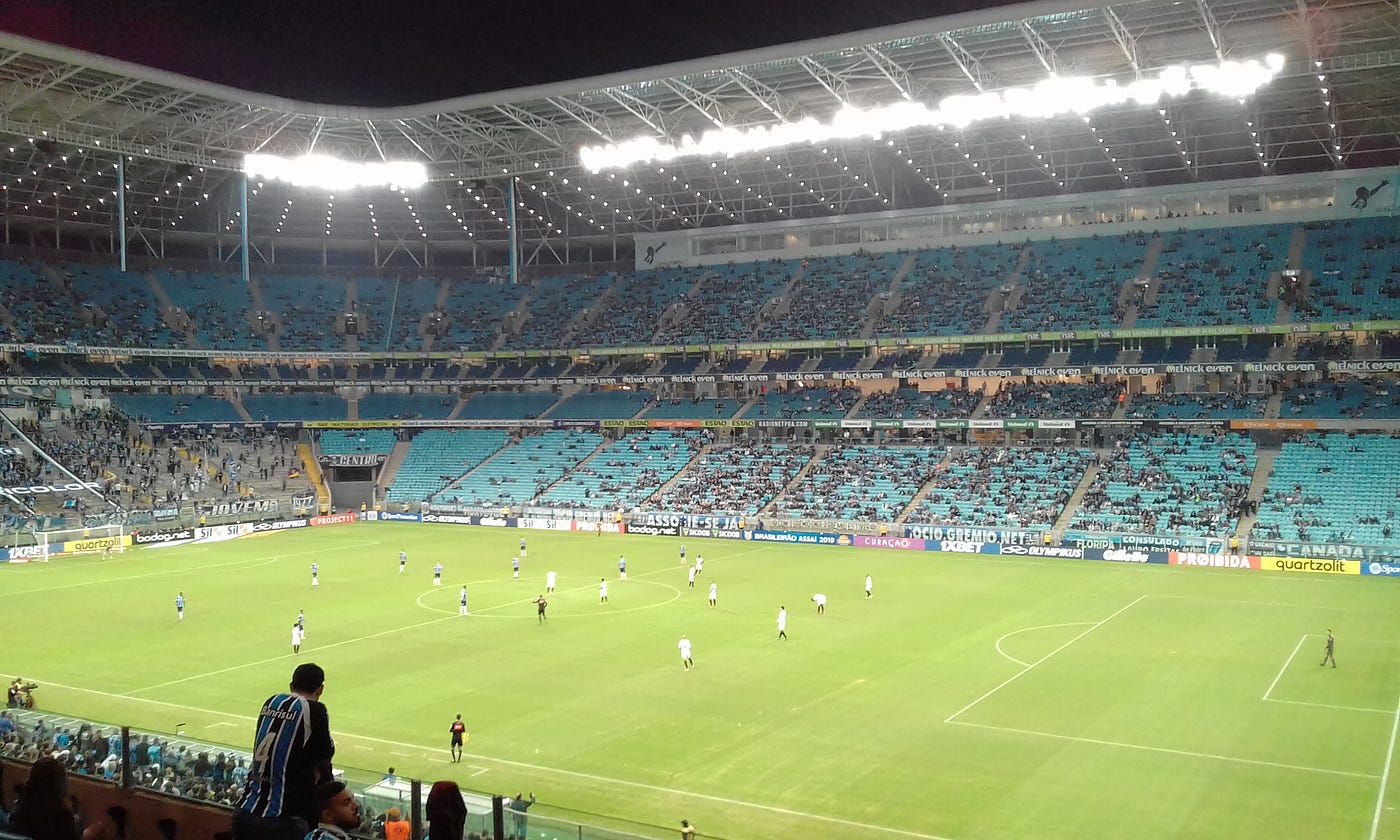 Se não baixarem os ingressos, o Grêmio corre o risco da torcida abandonar a barca”, desabafa comunicador gremista