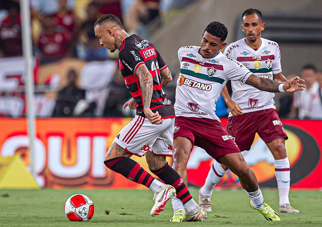 REFORÇO NO ATAQUE! Tite conta com reforço para clássico entre Flamengo e Fluminense.