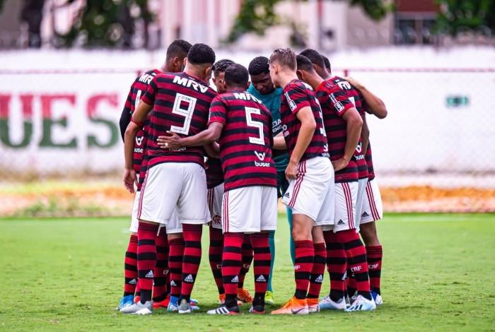 Elencos Sub-18 e Sub-20 do Flamengo retornarão ao CT nesta semana com grupos separados