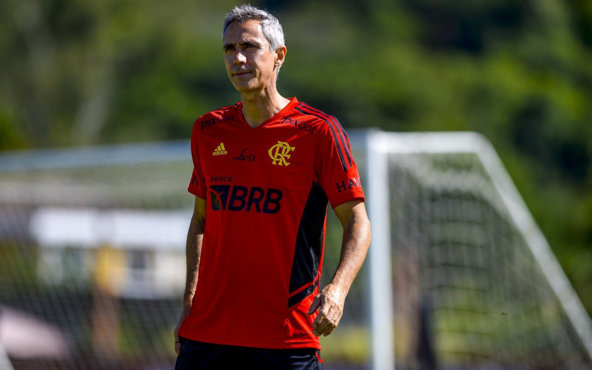 Declarações de Paulo Sousa teriam gerado incômodo em grupo do Flamengo