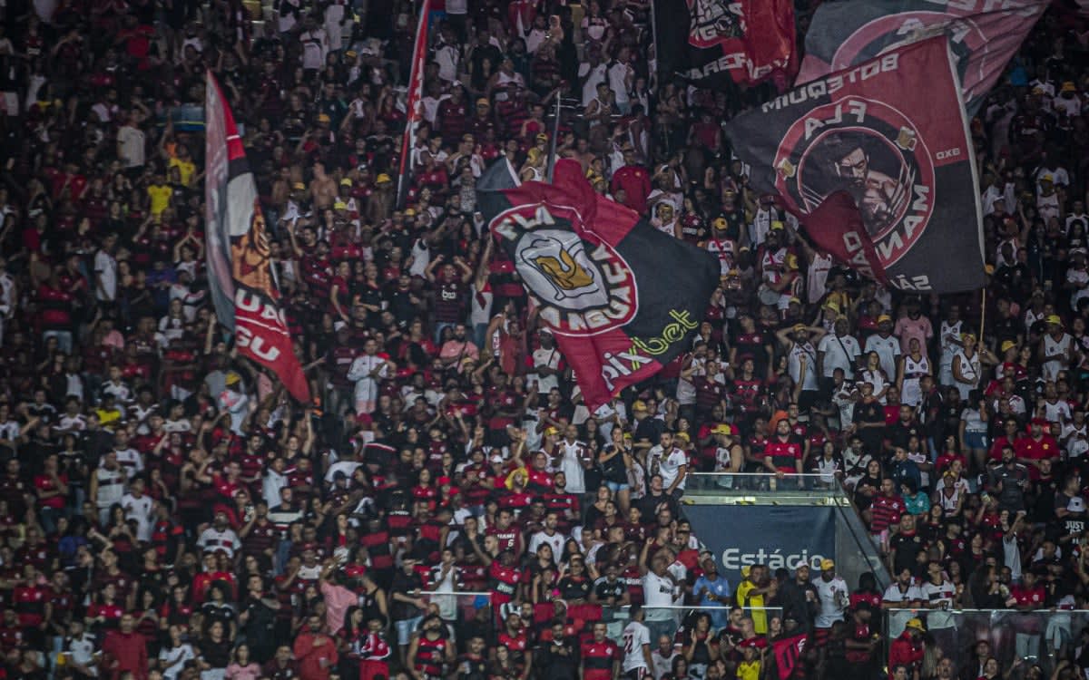 Flamengo informa que abrirá nova carga de ingressos para duelo com o Corinthians