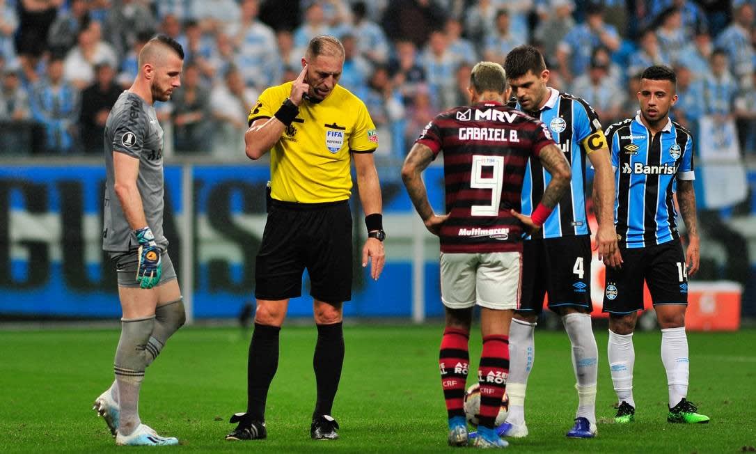 Depois de goleada, Grêmio prepara lista com jogadores que devem deixar o Imortal