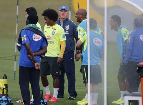 [COPA 2014]Revelação de Felipão pega estafe dos jogadores de surpresa