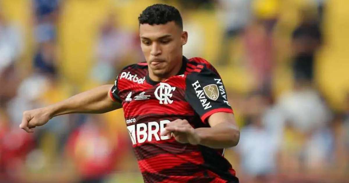 Com Pulgar suspenso, Tite pode apostar em Victor Hugo no meio-campo do Flamengo