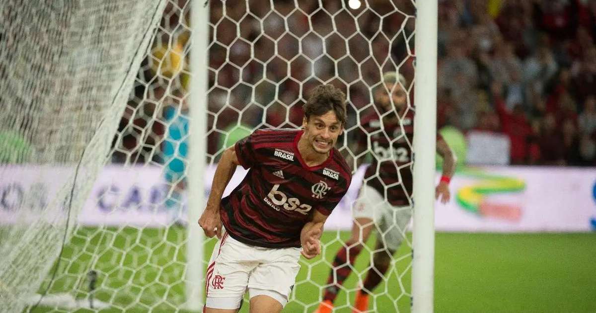 Uso de Rodrigo Caio deixa lacuna em aberto no Flamengo