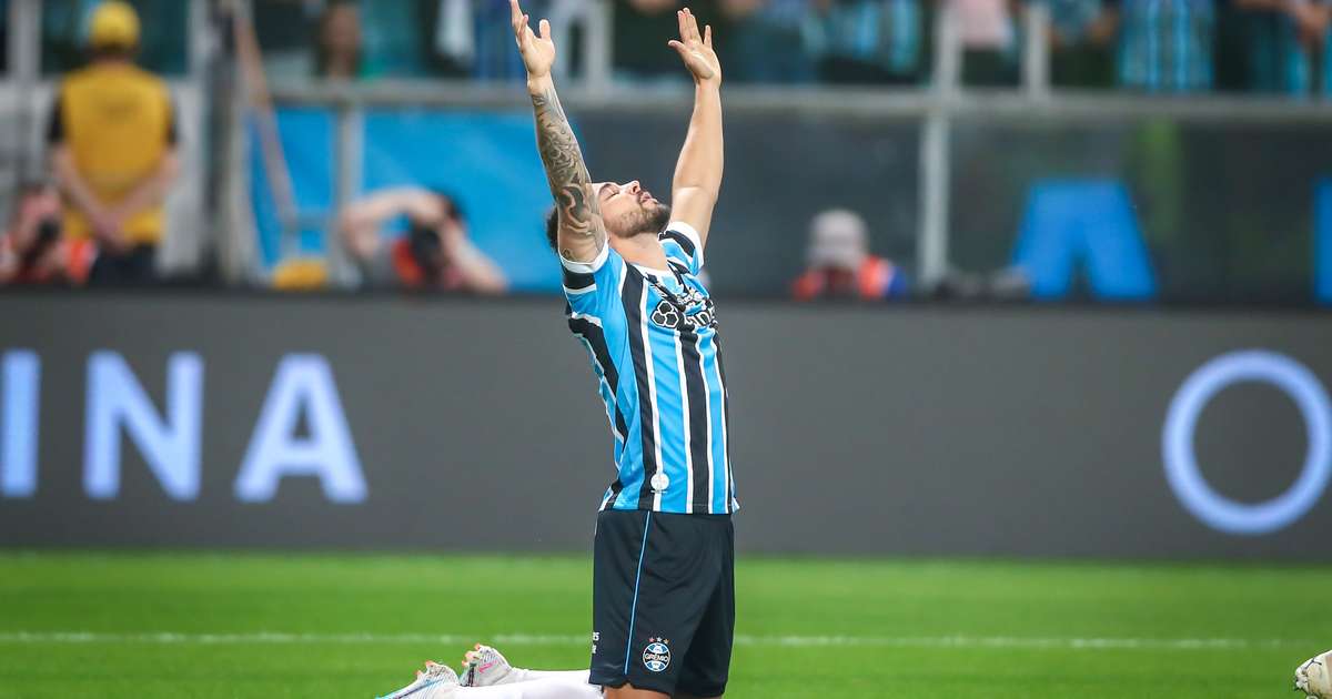 Grêmio acerta renovação de lateral-direito titular em 2023