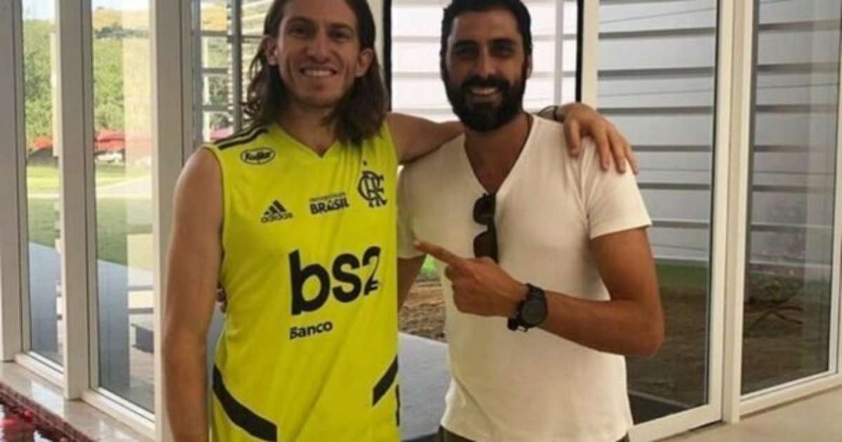 Athirson agradece carinho de Filipe Luís: Nunca imaginei que representasse tanto ao Flamengo