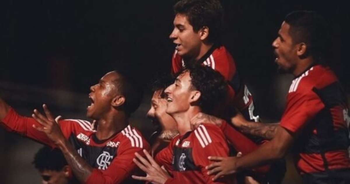 Flamengo sofre, mas vence Náutico e segue na Copinha