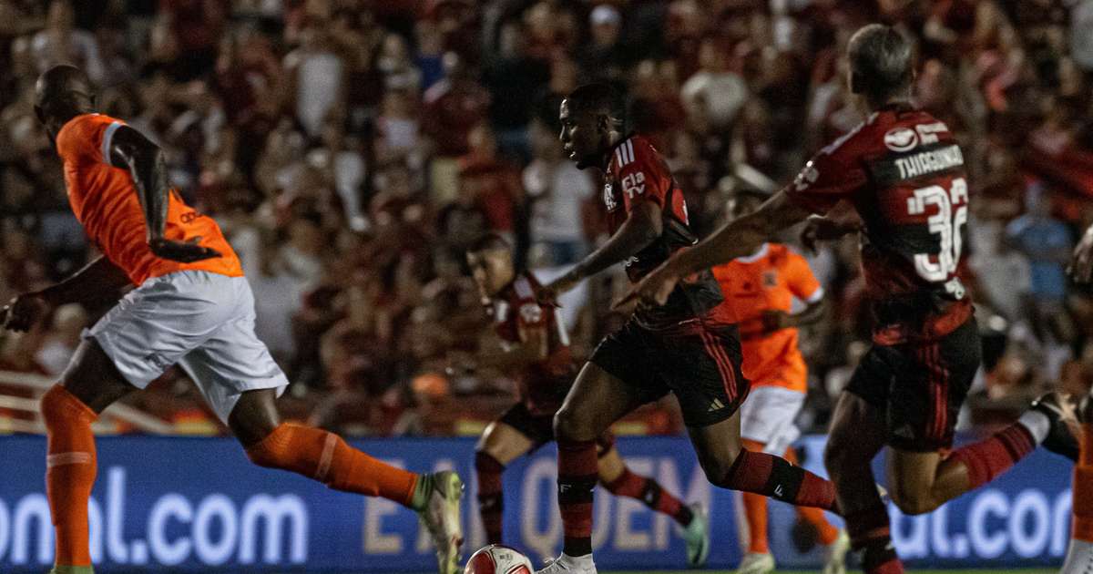 Mário Jorge analisa atuação do Flamengo no Carioca: Entregamos bem