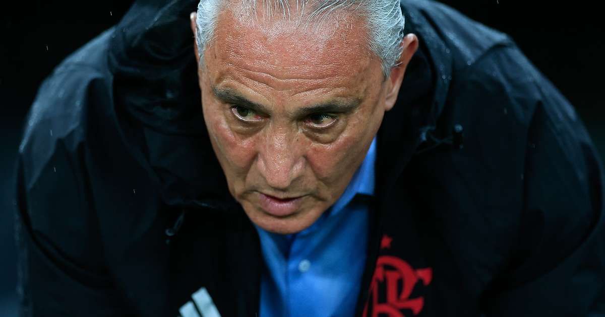 Técnico enaltece mentalidade forte do Flamengo e aconselha cautela com desempenho excepcional.
