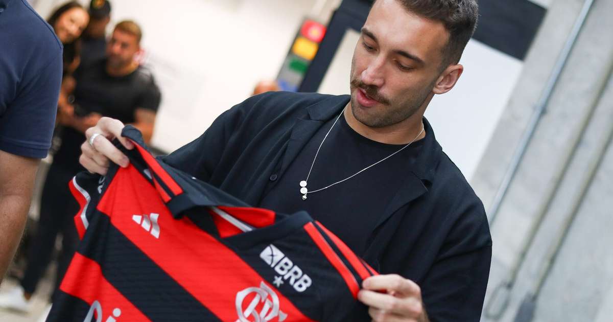 Entrevista coletiva de Léo Ortiz, zagueiro do Flamengo: assista agora!