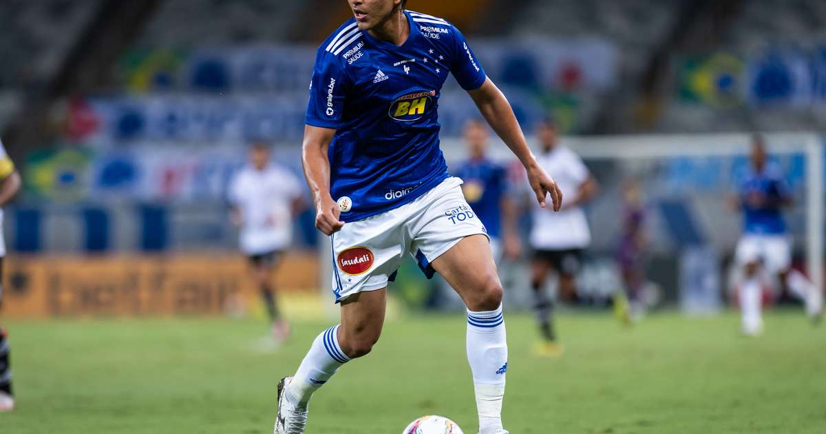 Cruzeiro negocia volta do atacante Marcelo Moreno.