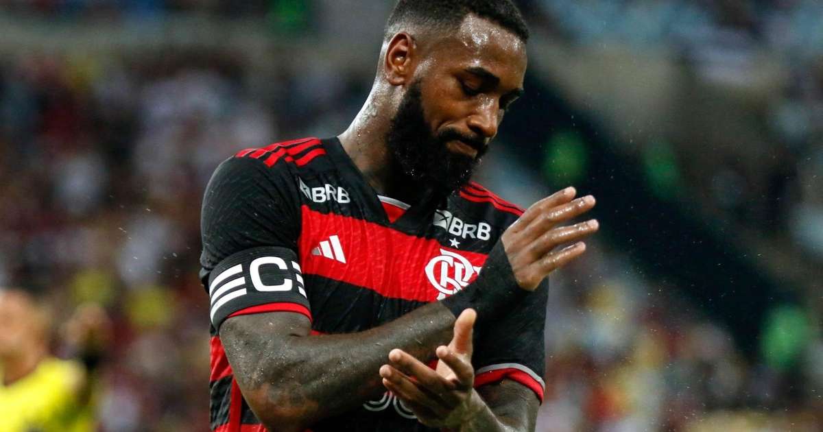 Gerson retorna ao CT do Flamengo, porém deve ficar de fora da Libertadores.