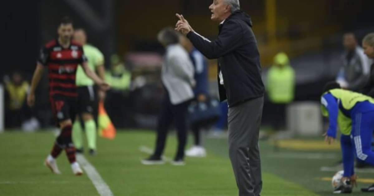 Tite lamenta empate e destaca domínio da equipe contra a Colômbia.