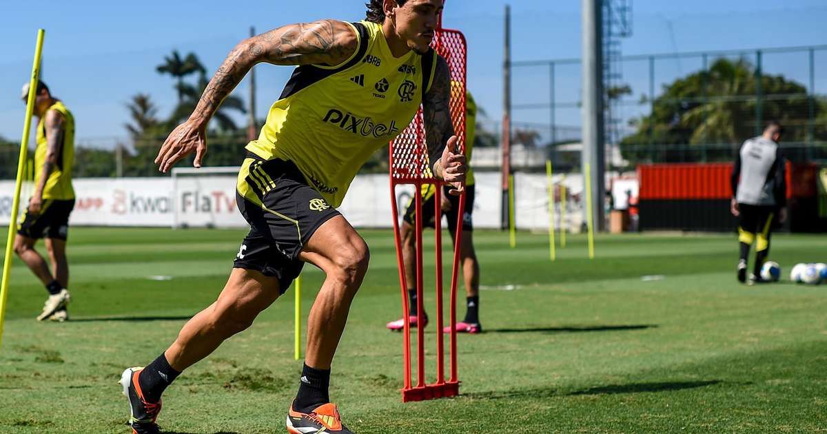 Flamengo se prepara para duelo contra o Botafogo no Brasileirão