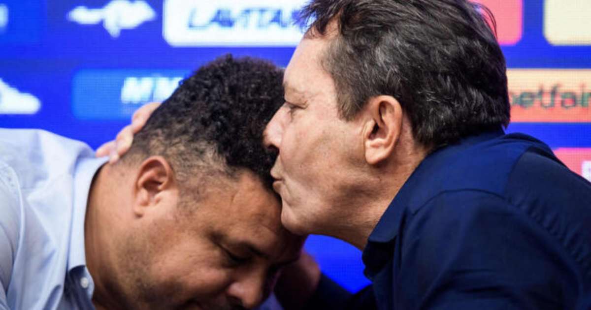 Ronaldo oficializa venda da SAF do Cruzeiro