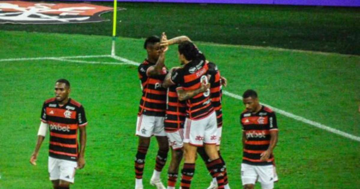 Flamengo vence com dificuldade e é vaiado pela torcida no Maracanã