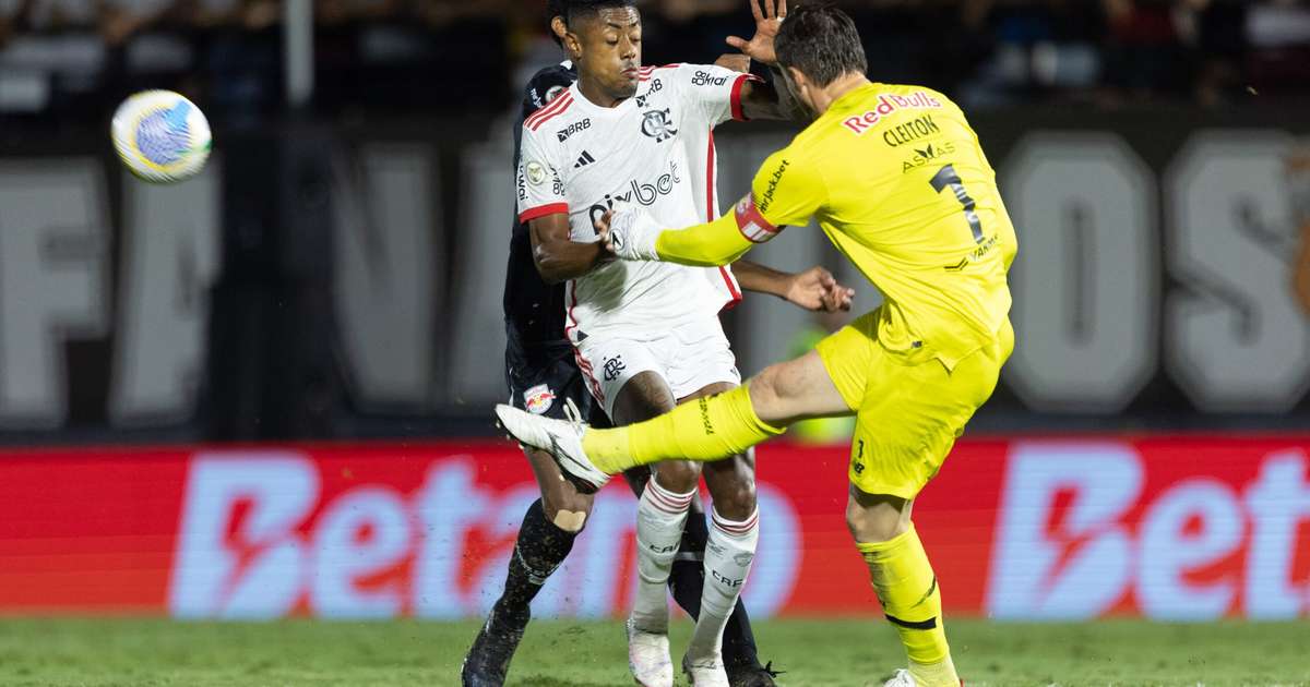 Bruno Spindel e Bruno Henrique criticam arbitragem do Brasileirão contra o Flamengo