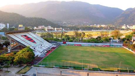 Presidente da FERJ não descarta jogos do Estadual na Gávea