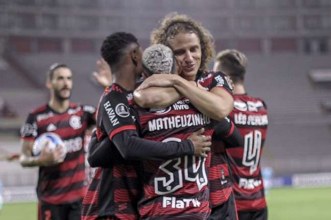 Matheuzinho dá reposta curiosa sobre David Luiz e fala de nova função no Flamengo