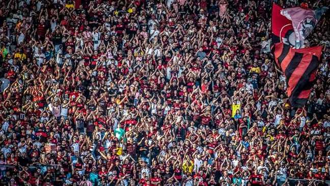 Mauro Cezar fala em mimimi da torcida após vitória do Flamengo: Esse pessoal tem sérios problemas