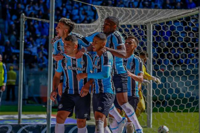 Grêmio ainda busca reforços para a continuidade da Série B