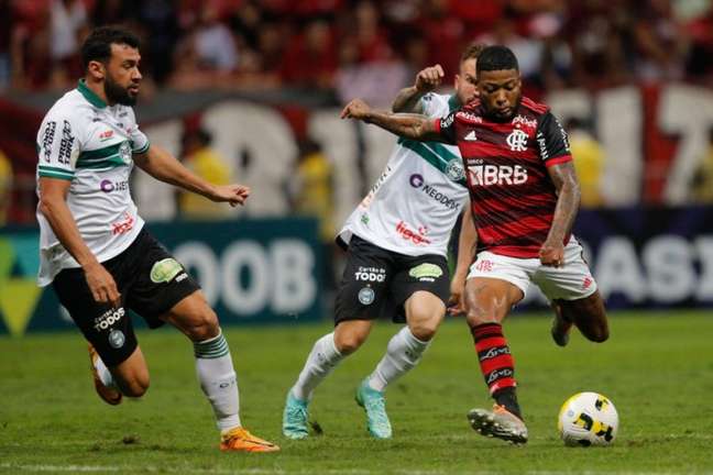 Na véspera da abertura da janela, Flamengo volta a vencer e tenta embalar no Brasileirão com reforços