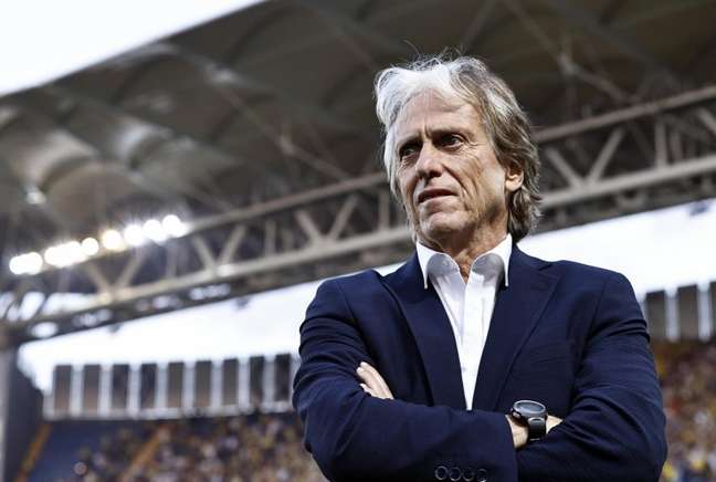 Insatisfeito na Turquia, Jorge Jesus pode retornar ao Brasil, diz jornal