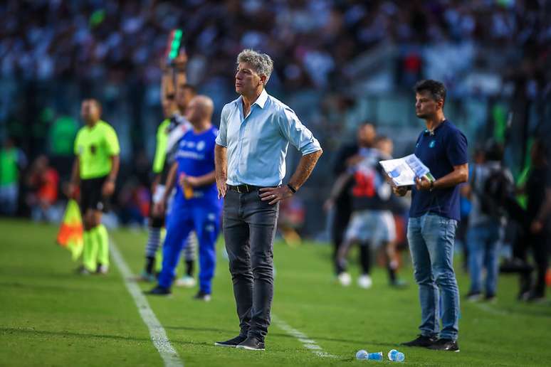 Lance da partida entre Grêmio e Vasco disputada na noite deste sábado, no Estádio São Januário, em partida válida pelo Campeonato Brasileiro 2024. FOTO: LUCAS UEBEL/GREMIO FBPA