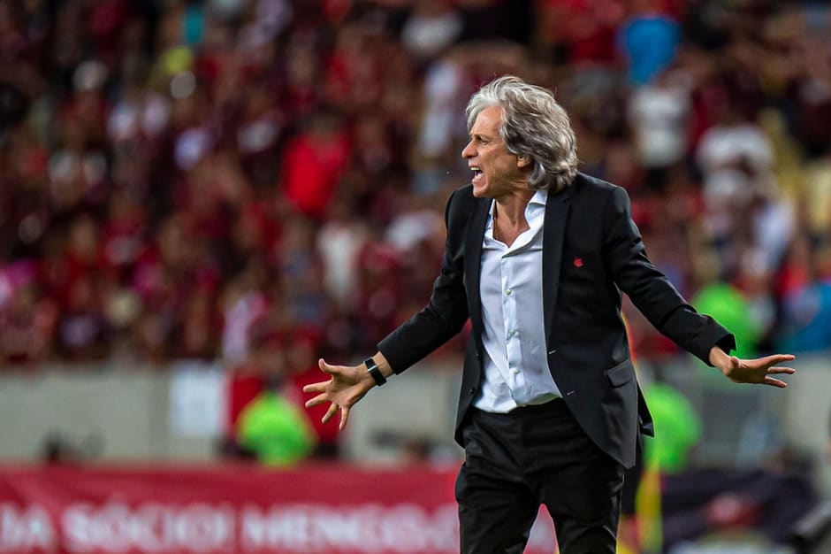 Jorge Jesus irá repetir a escalação em busca de mais 3 pontos pelo Brasileirão