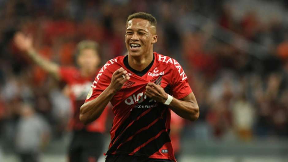 Vitinho destaca final contra o Flamengo: Pontapé da temporada