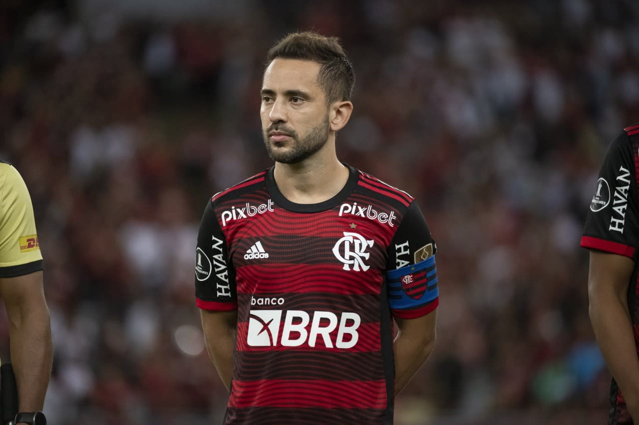 Everton Ribeiro analisa derrota para o Corinthians e elogia equipe: Se portou bem