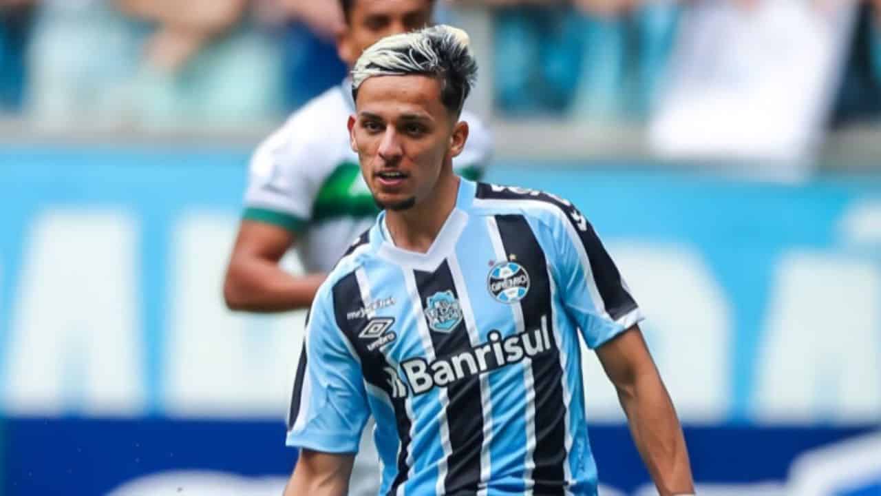 Grêmio pode desistir de contratar o atacante Biel