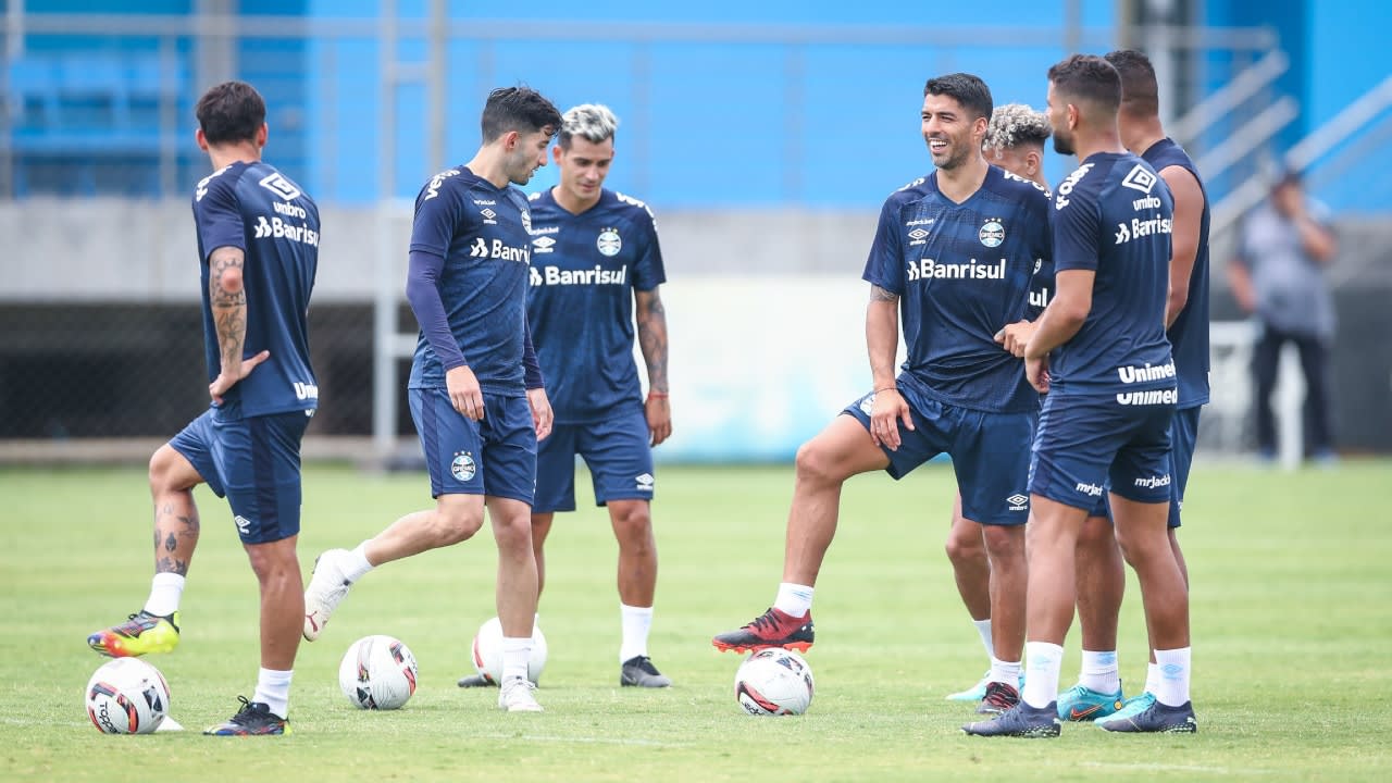 Grêmio treina em Fortaleza e finaliza preparativos para jogo deste