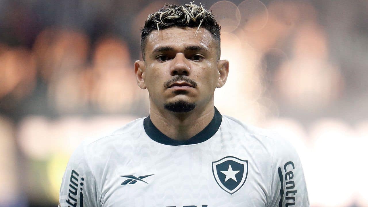 Ainda há esperança? Botafogo vacila e Grêmio fica com sinal de alerta ligado