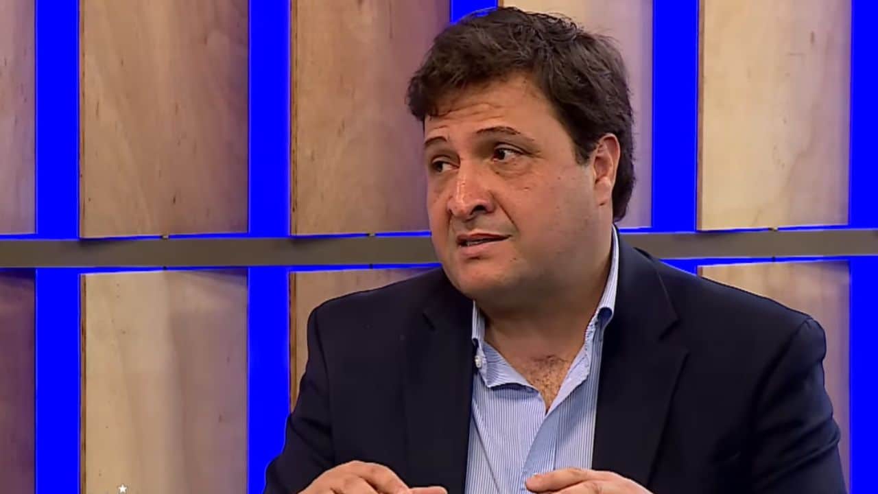 Grêmio bate o martelo e quer contratar zagueiro paraguaio; saiba quem