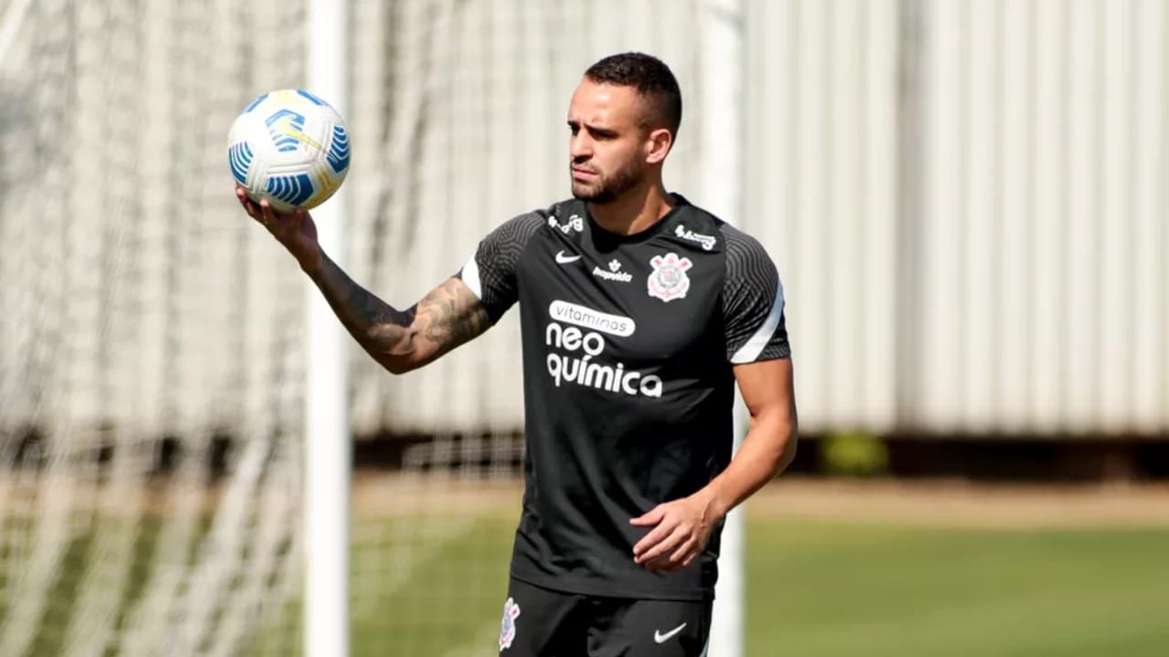 Corinthians bate o martelo sobre Renato Augusto e notícia chega de imediato ao Grêmio