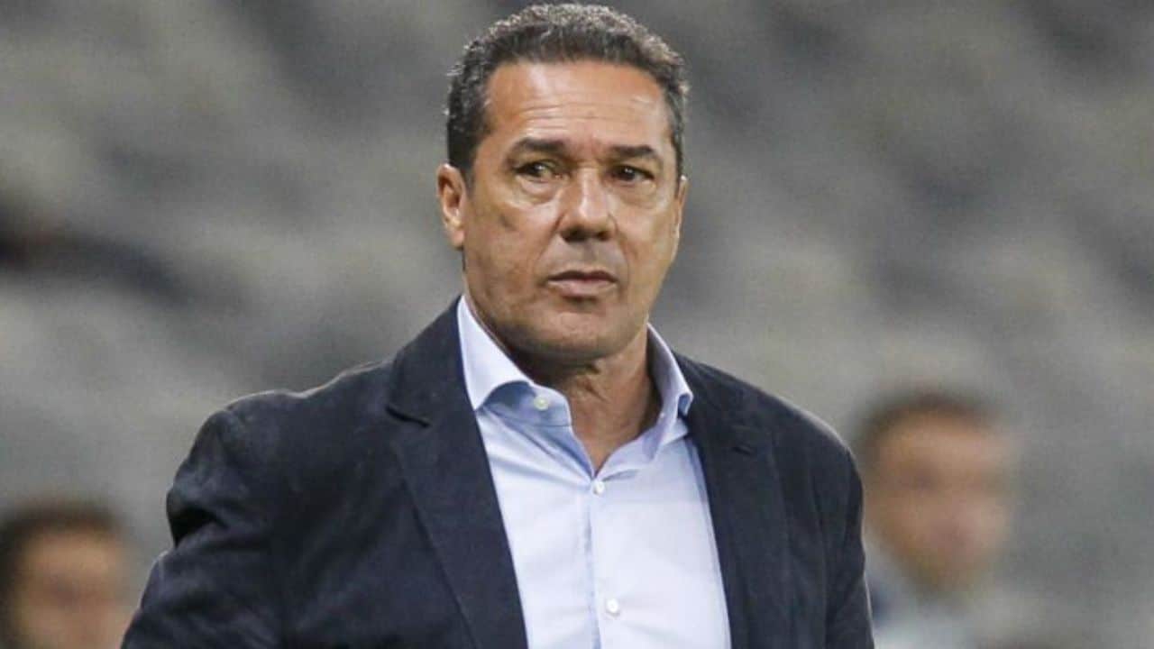Chance real de rebaixamento do Corinthians é trunfo para Renato no Grêmio