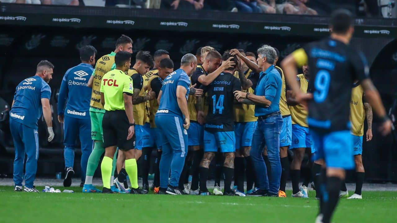 Grêmio liga alerta MÁXIMO para jogos fora de casa; entenda