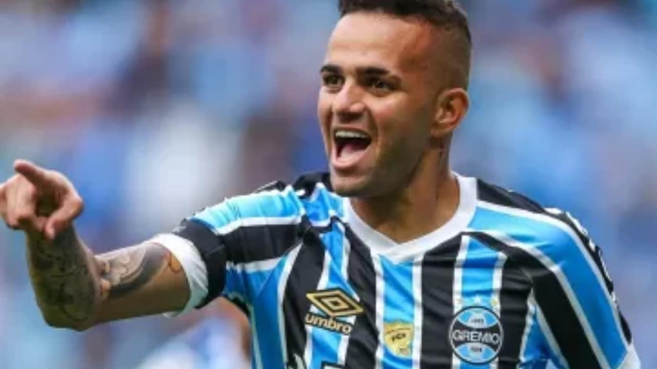 Futebol hoje: lista de reforços do Grêmio, incômodo no Corinthians e mais