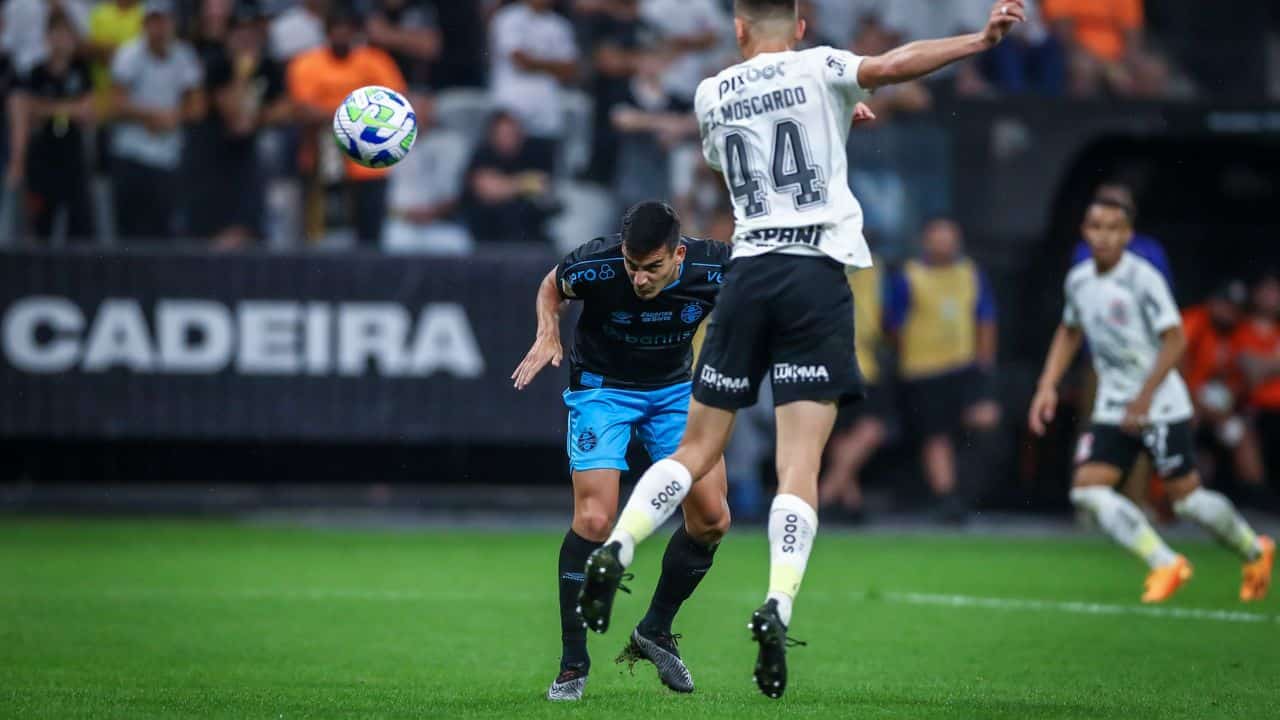 Resultado de Corinthians x Grêmio alcança recorde histórico do confronto