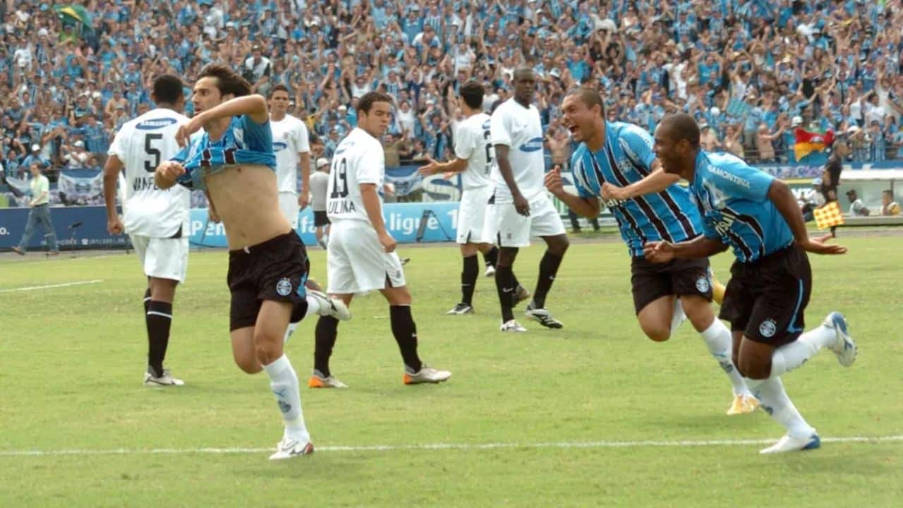 Rivalidade à flor da pele: Grêmio já despachou o Corinthians da Série A e você precisa relembrar