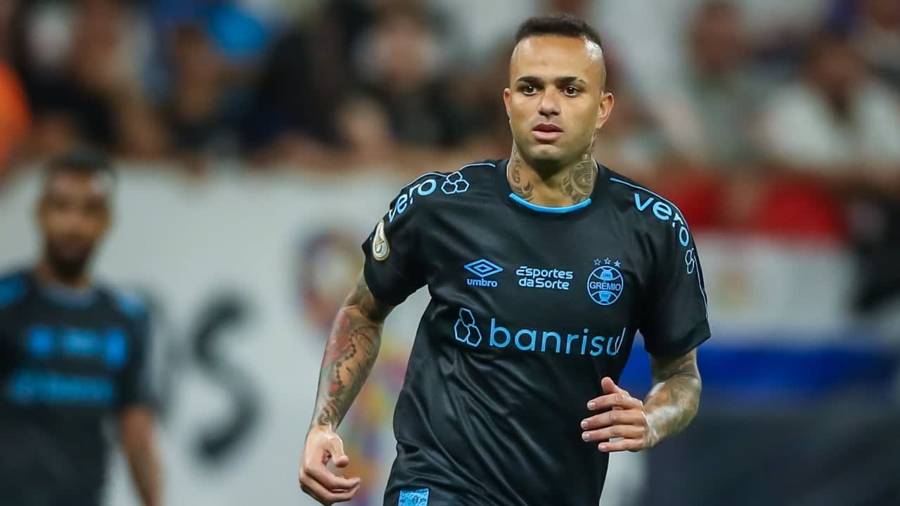 Situação inusitada com Luan vai parar na súmula de Corinthians x Grêmio; veja