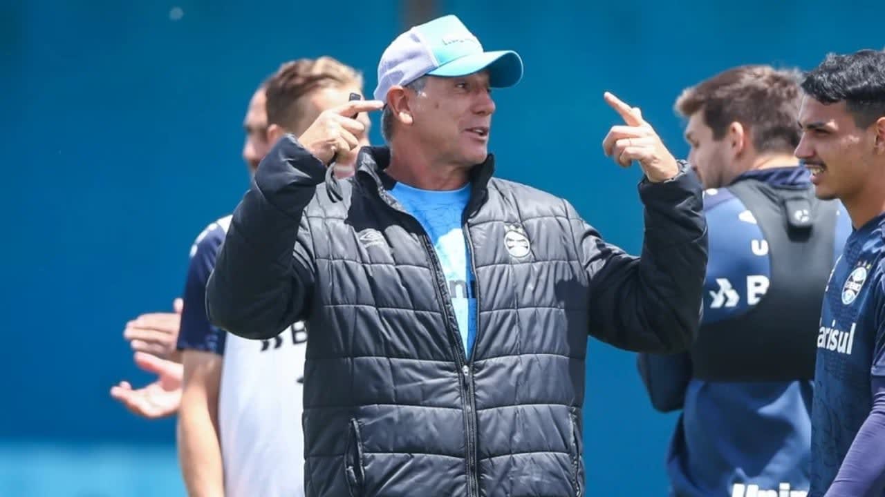 Grêmio faz último trabalho antes de enfrentar o Corinthians