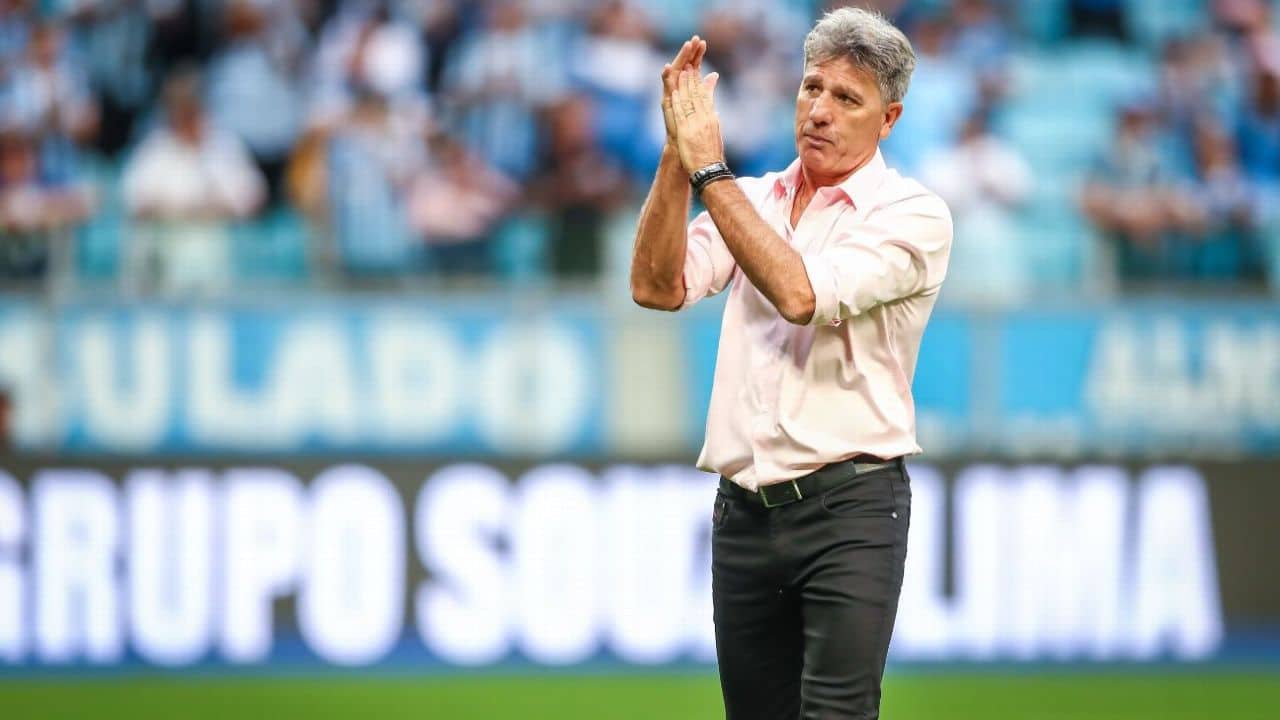 Única vitória do Grêmio contra o Corinthians na Neo Química teve participação de ídolo